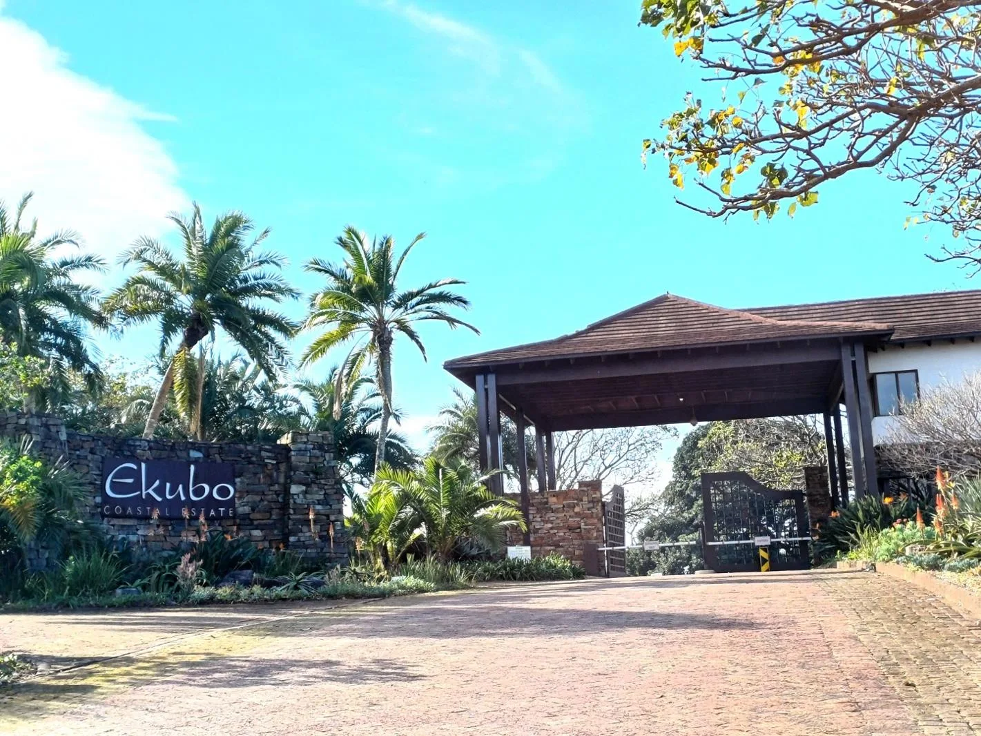 Property for sale in Port Edward