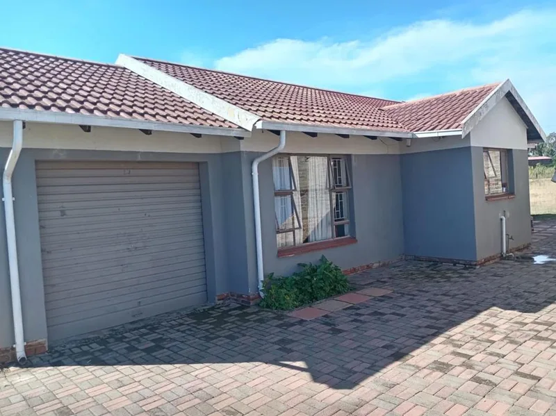 3 Bedroom House for sale in Sebokeng Zone 10