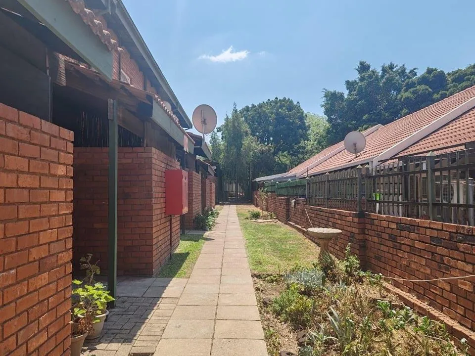 3 Bedroom Apartment / flat for sale in Elandsrand