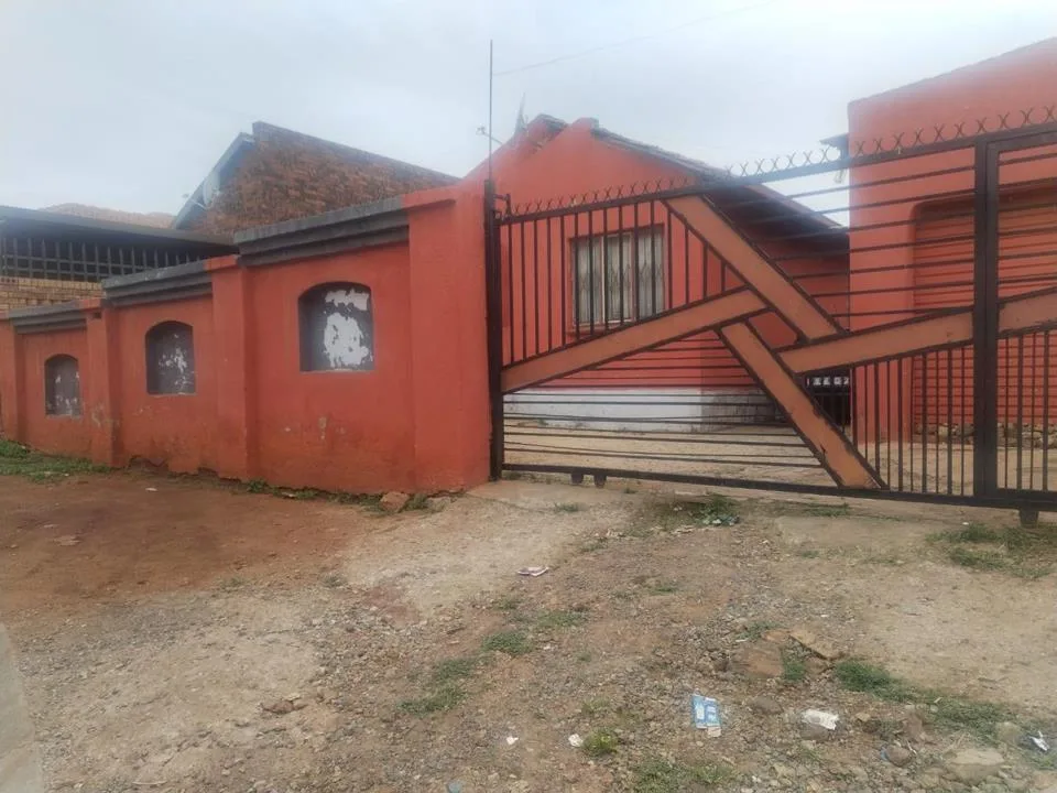 2 Bedroom House for sale in Maokeng