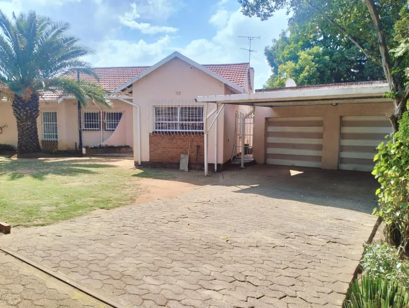 3 Bedroom House in Berton Park
