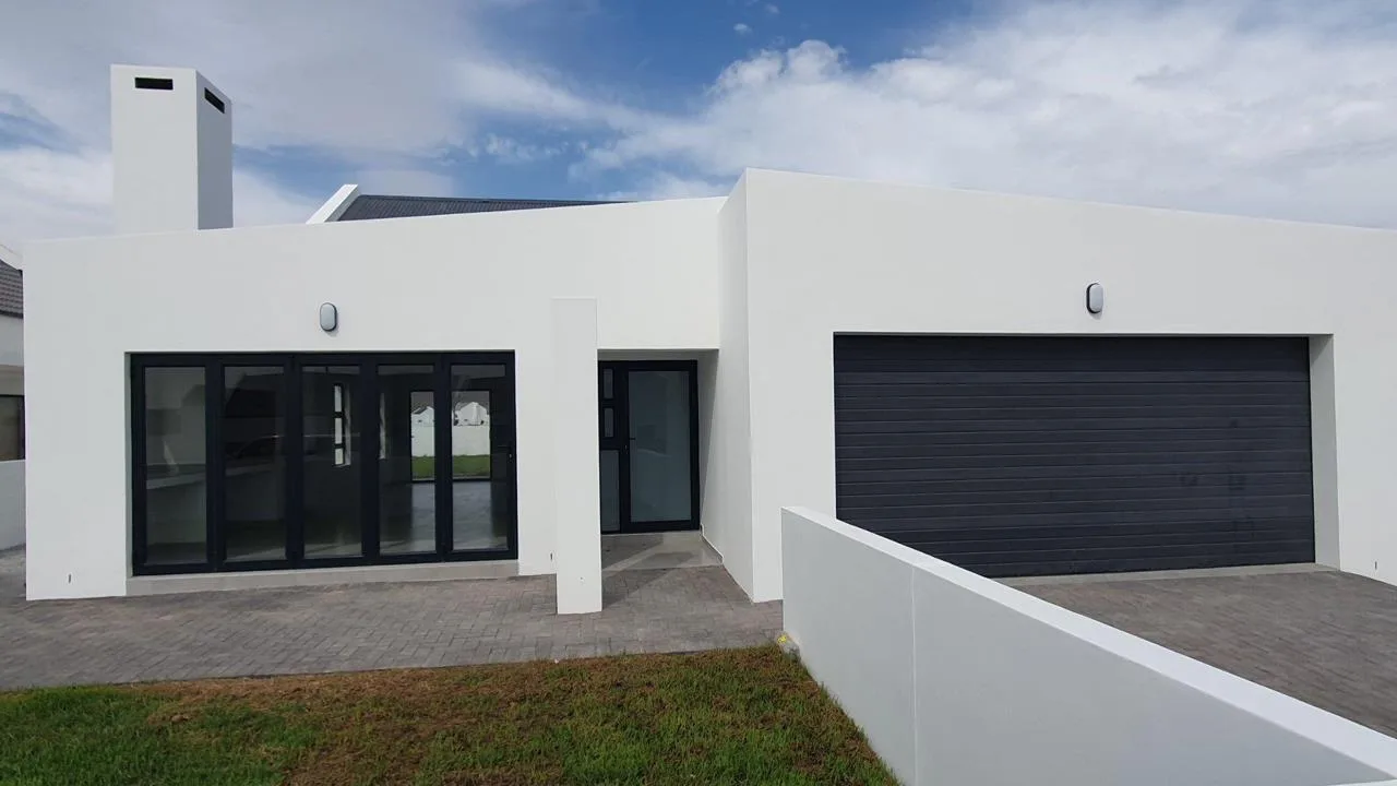 3 Bedroom House for sale in Britannia Beach Estate