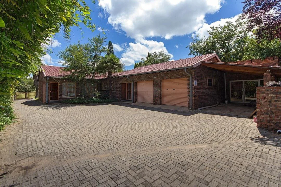 4 Bedroom House for sale in Ermelo