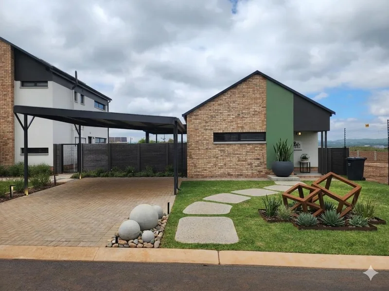 3 Bedroom House in Brackenhurst