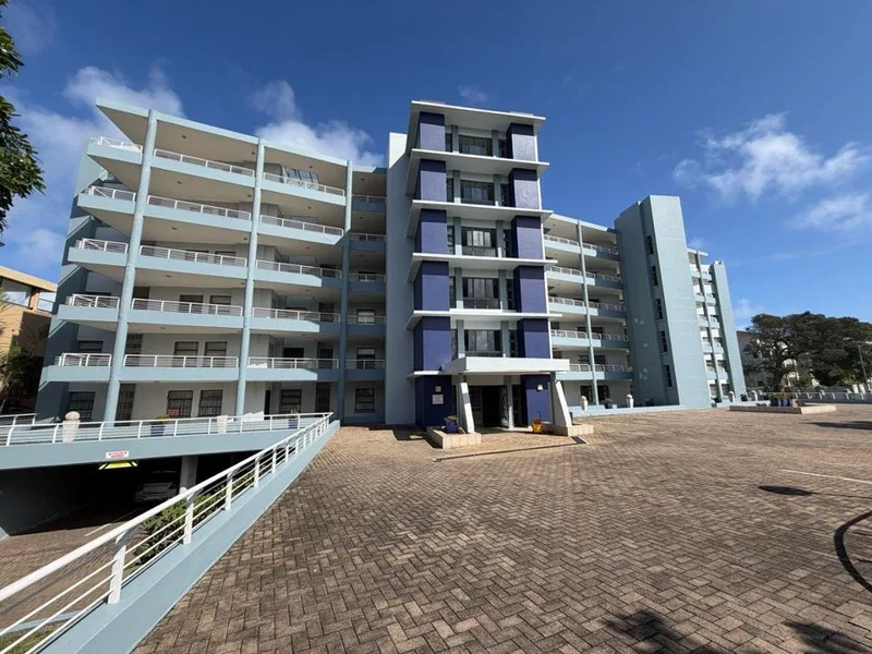 4 Bedroom Apartment / flat to rent in Margate North Beach