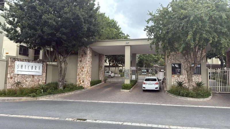 1 Bedroom Townhouse for sale in Bryanston