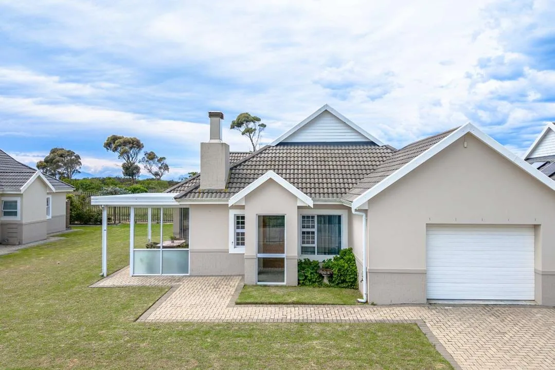 2 Bedroom Townhouse for sale in Heiderand