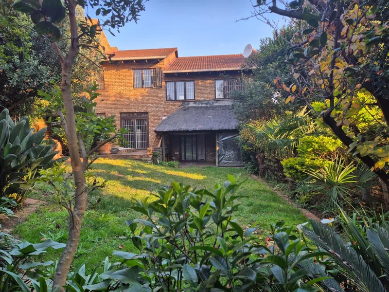 4 Bedroom Cluster in Atholl