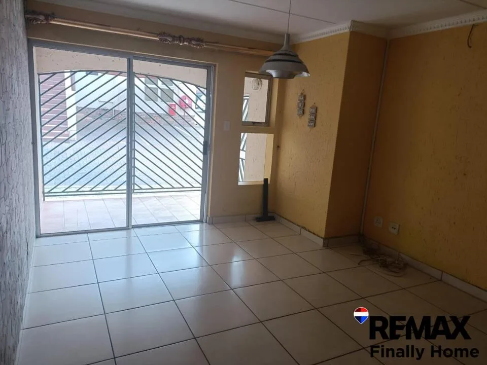 2 Bedroom Townhouse for sale in Meredale