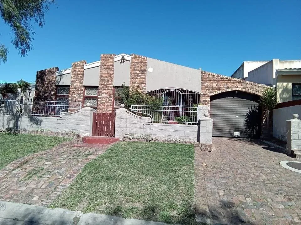 3 Bedroom House for sale in Salsoneville