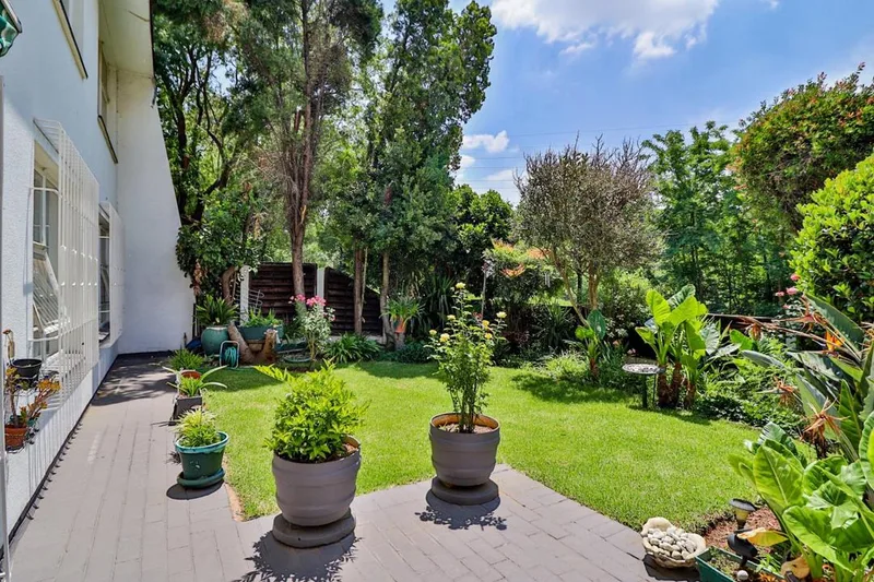 2 Bedroom Apartment / flat for sale in Corlett Gardens