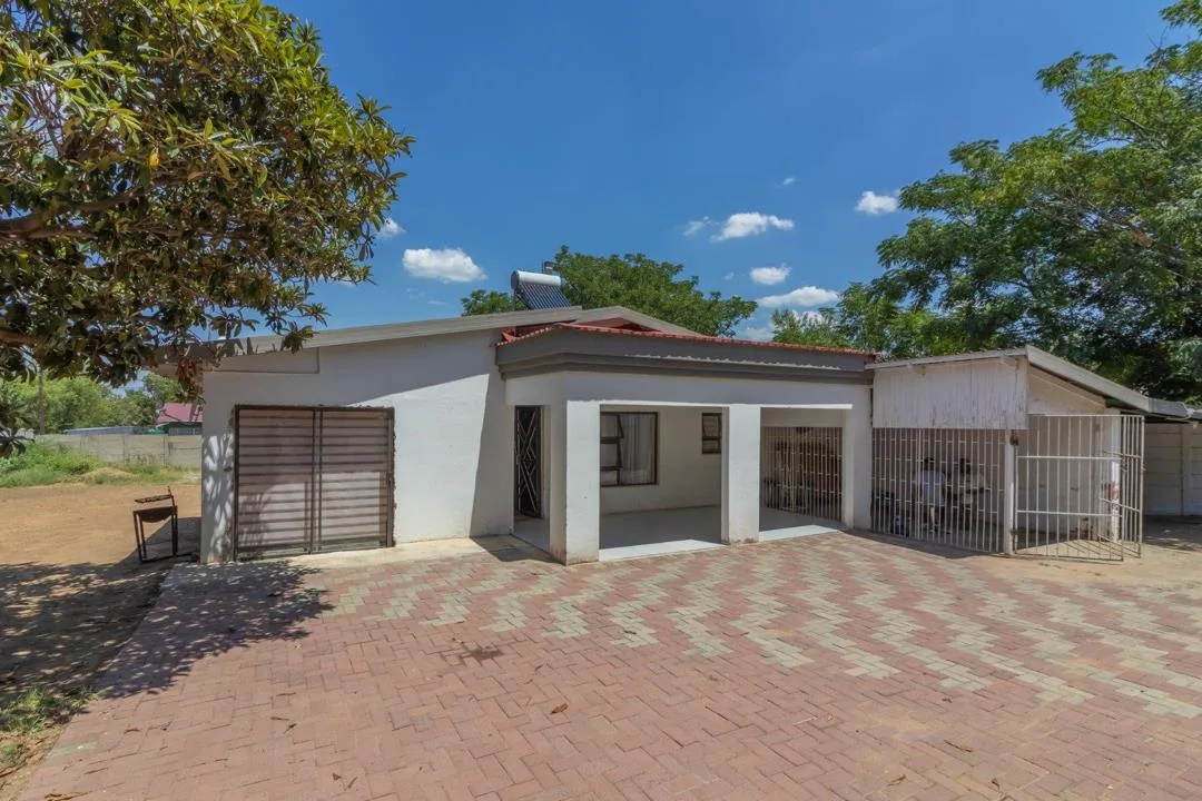 3 Bedroom House for sale in Morewag