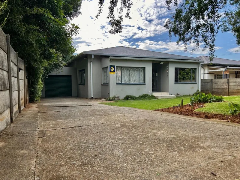 3 Bedroom House in Roodepoort Central