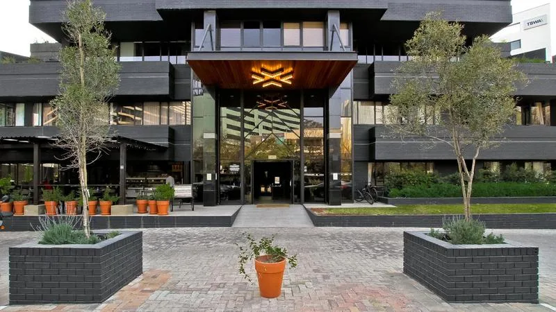 2 Bedroom Apartment / flat for sale in Sandton Central