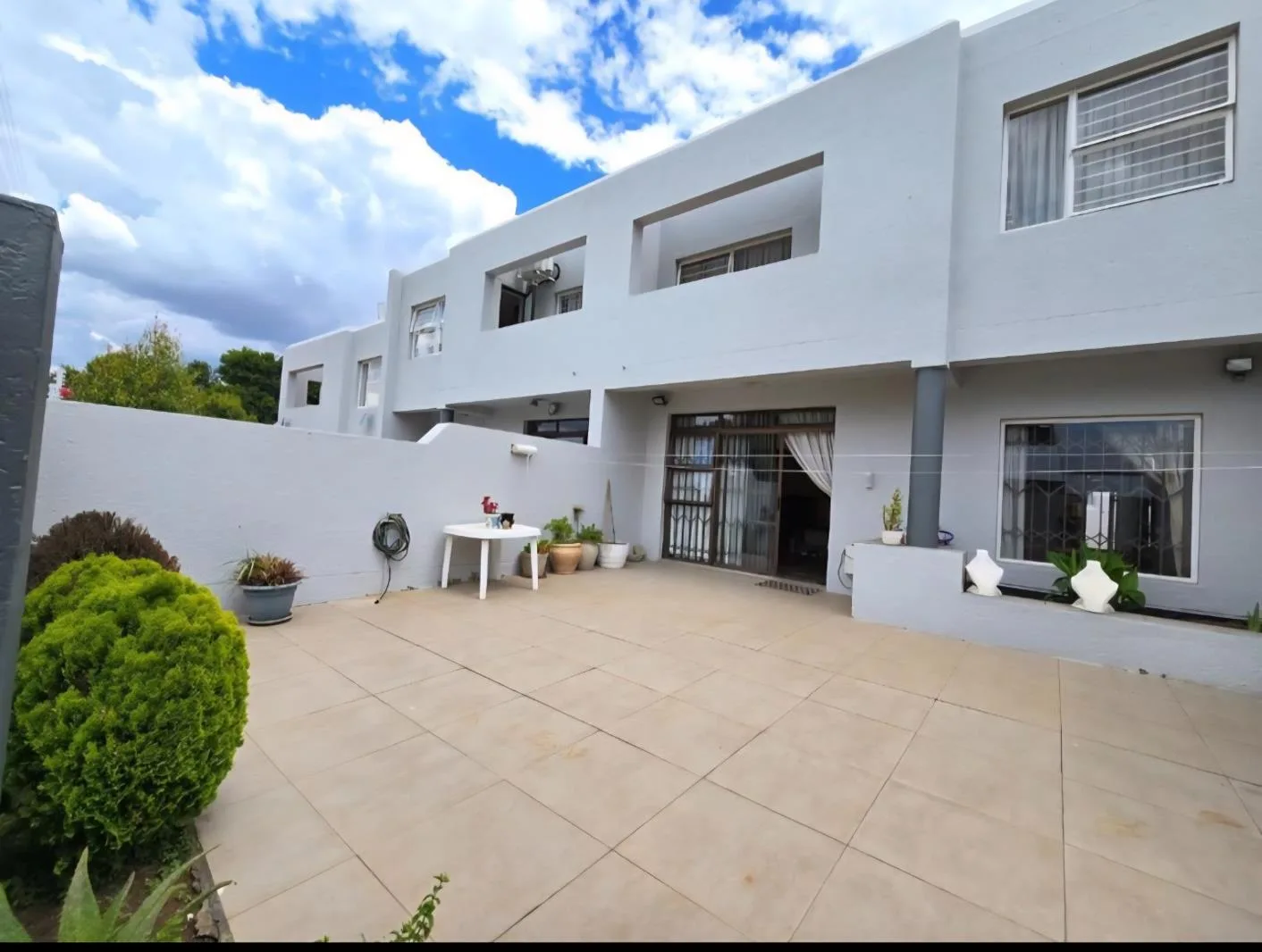 Property for sale in Glenvista