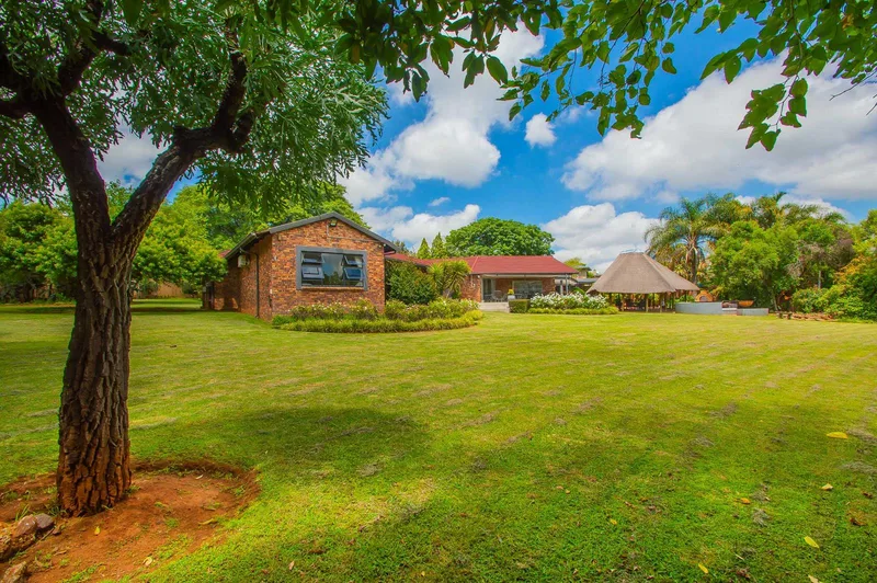 5 Bedroom House in Poortview