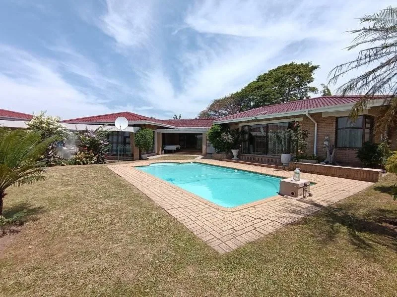 4 Bedroom House for sale in Umzinto