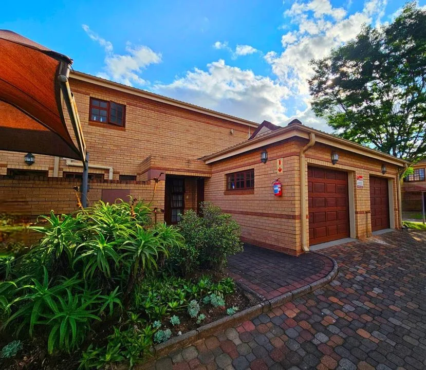2 Bedroom Townhouse for sale in Louis Trichardt