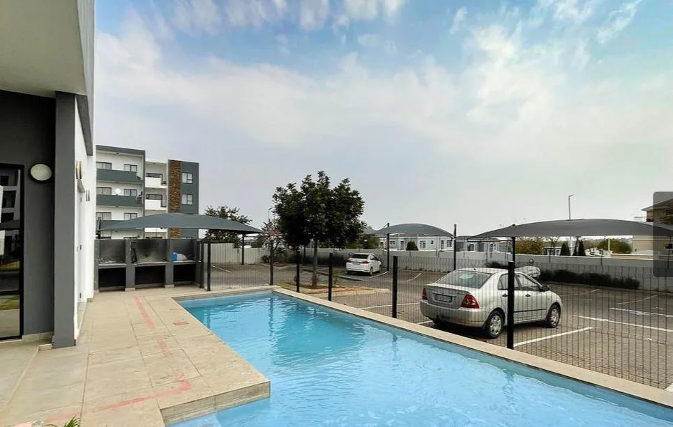 2 Bedroom Apartment / flat for sale in Erand Gardens