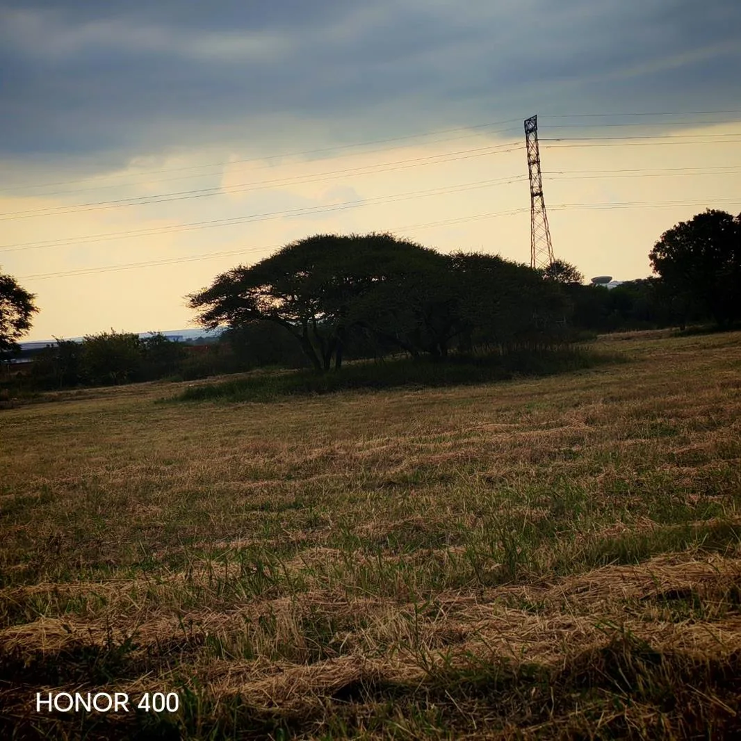 1.3 ha Land available in Bendor