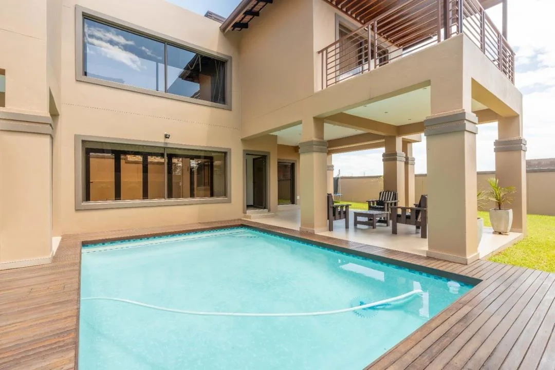 4 Bedroom House for sale in Izinga Estate