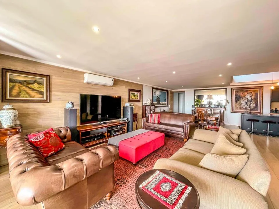 2 Bedroom Apartment / flat to rent in Midfield Estate