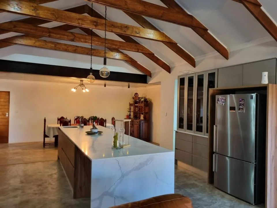 5 Bedroom House for sale in Kathu