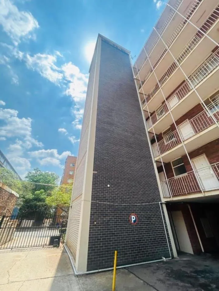 2.5 Bedroom Apartment / flat for sale in Sunnyside