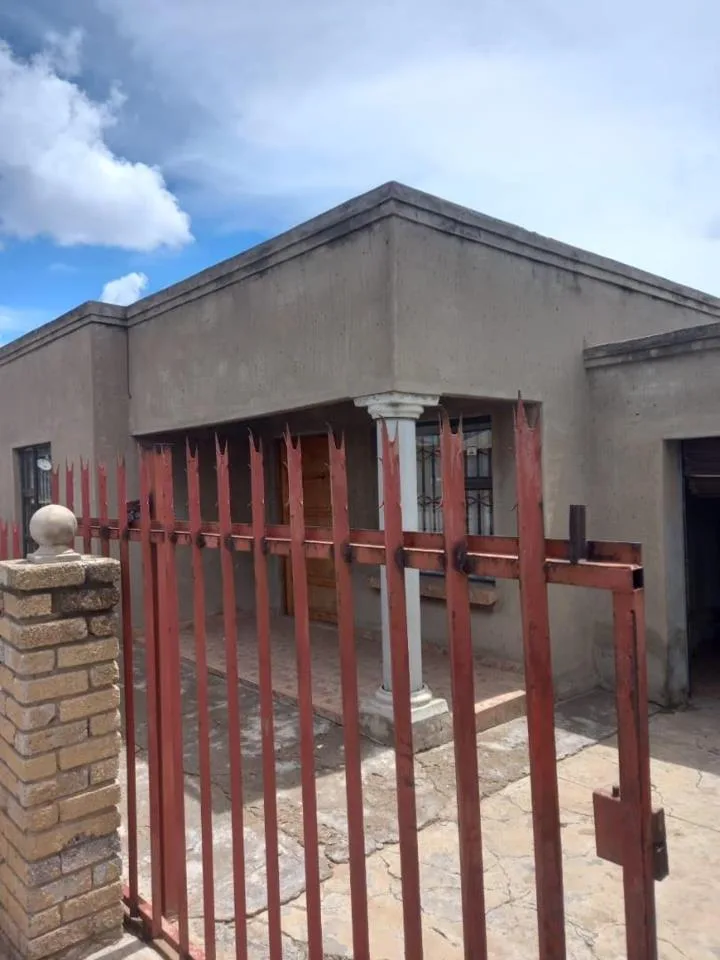 3 Bedroom House for sale in Boipatong