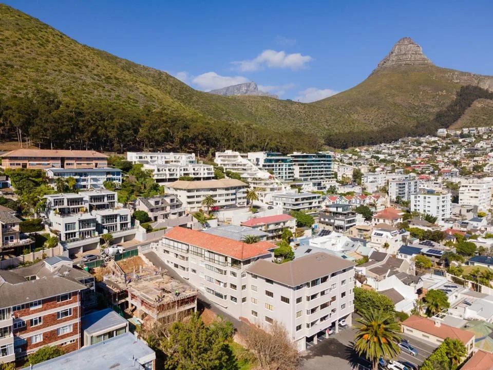 2 Bedroom Apartment / flat for sale in Sea Point