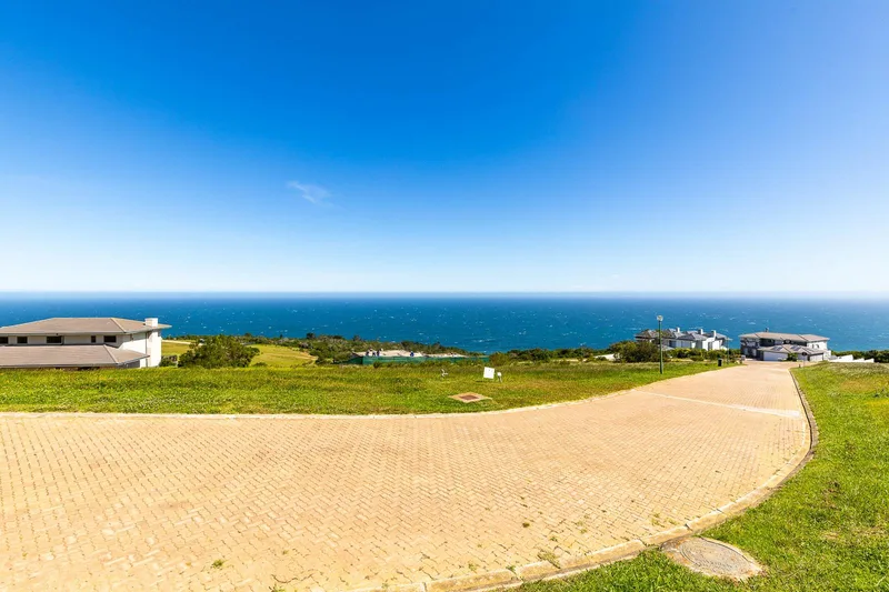 814 m² Land available in Le Grand George Golf Estate