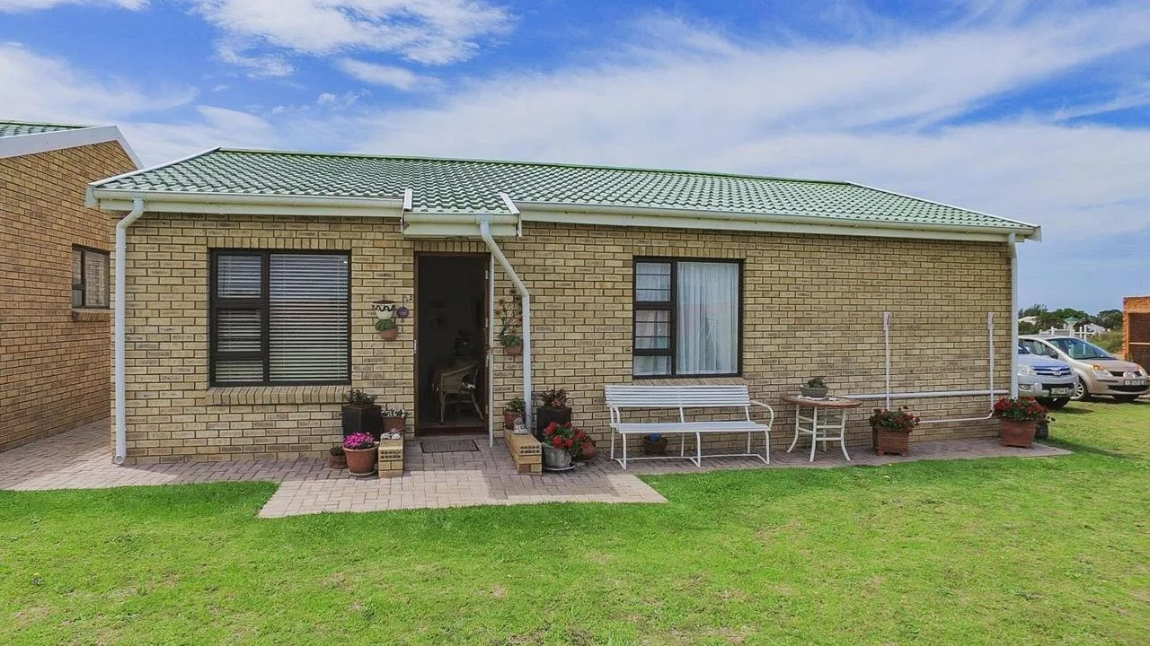 2 Bedroom House for sale in C Place