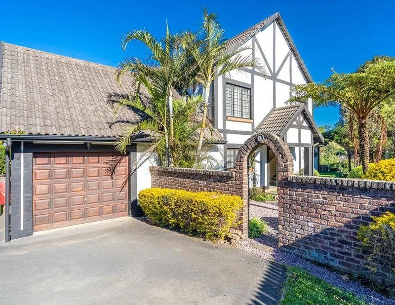 3 Bedroom Townhouse to rent in Hillcrest Central