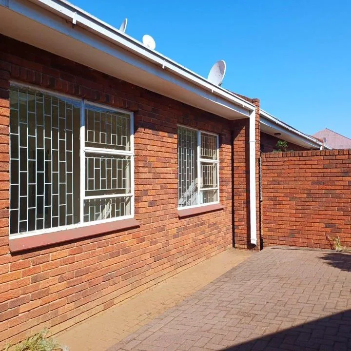 3 Bedroom Apartment / flat for sale in Navalsig