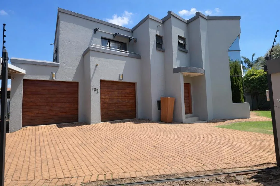 4 Bedroom House for sale in Moreleta Park