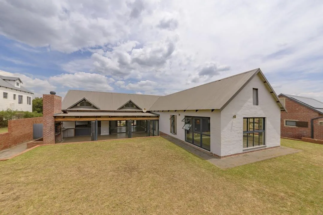 4 Bedroom House for sale in Waterlake Farm Lifestyle Estate