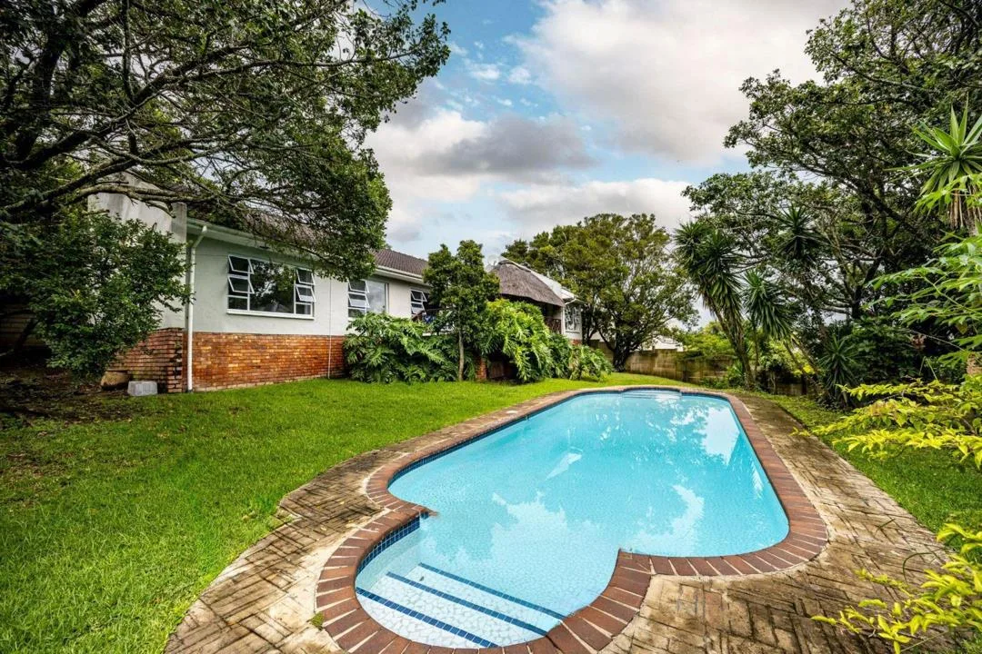 4 Bedroom House for sale in Beacon Bay