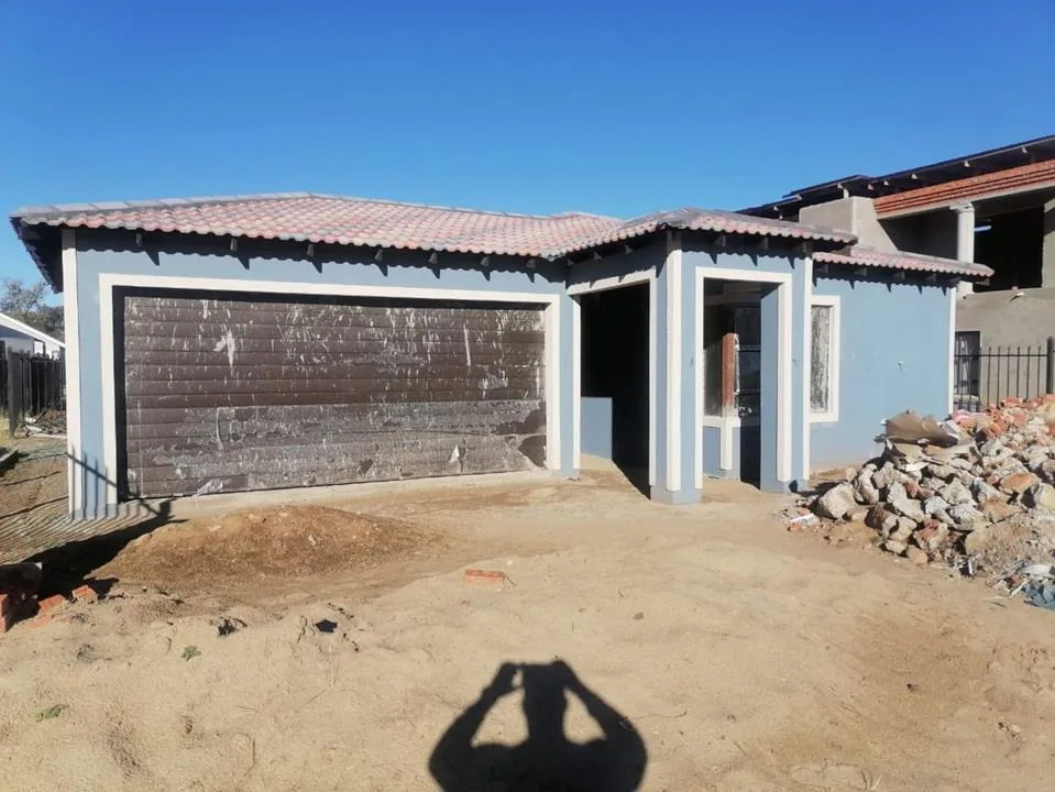 House for sale in Bloemspruit