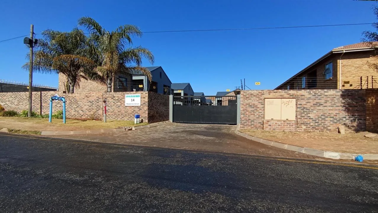 2 Bedroom Apartment / flat for sale in Florida Park