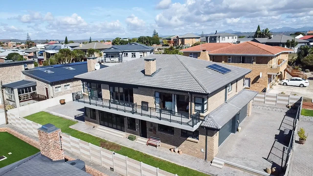 5 Bedroom House for sale in Reebok