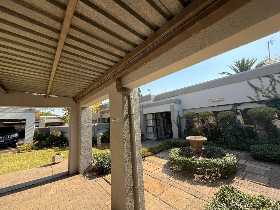 6 Bedroom House for sale in Secunda