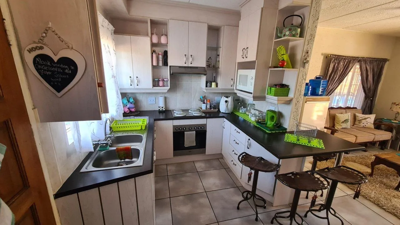 3 Bedroom Townhouse for sale in Baillie Park