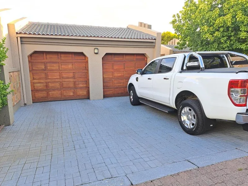 2 Bedroom Townhouse for sale in Secunda Central
