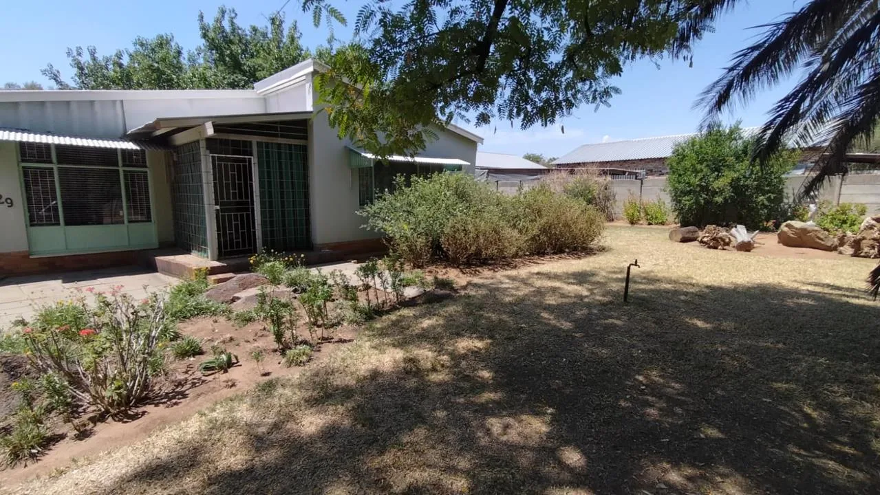 3 Bedroom House for sale in Roosheuwel Ext 1