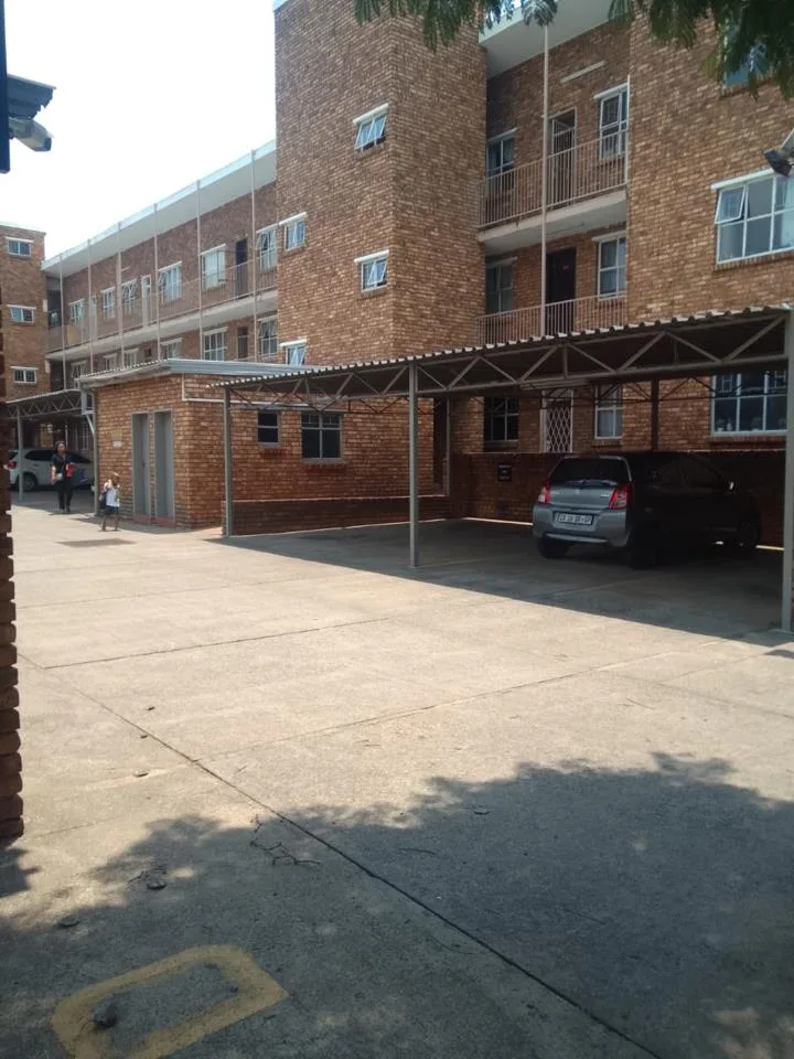 2 Bedroom Apartment / flat for sale in Pretoria North