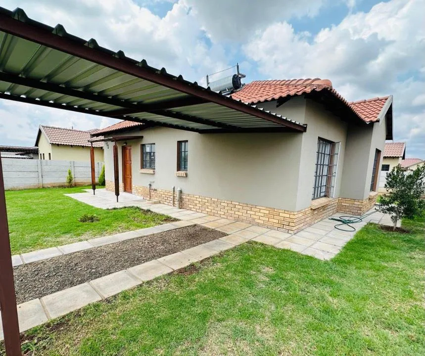 3 Bedroom House to rent in Waterkloof East