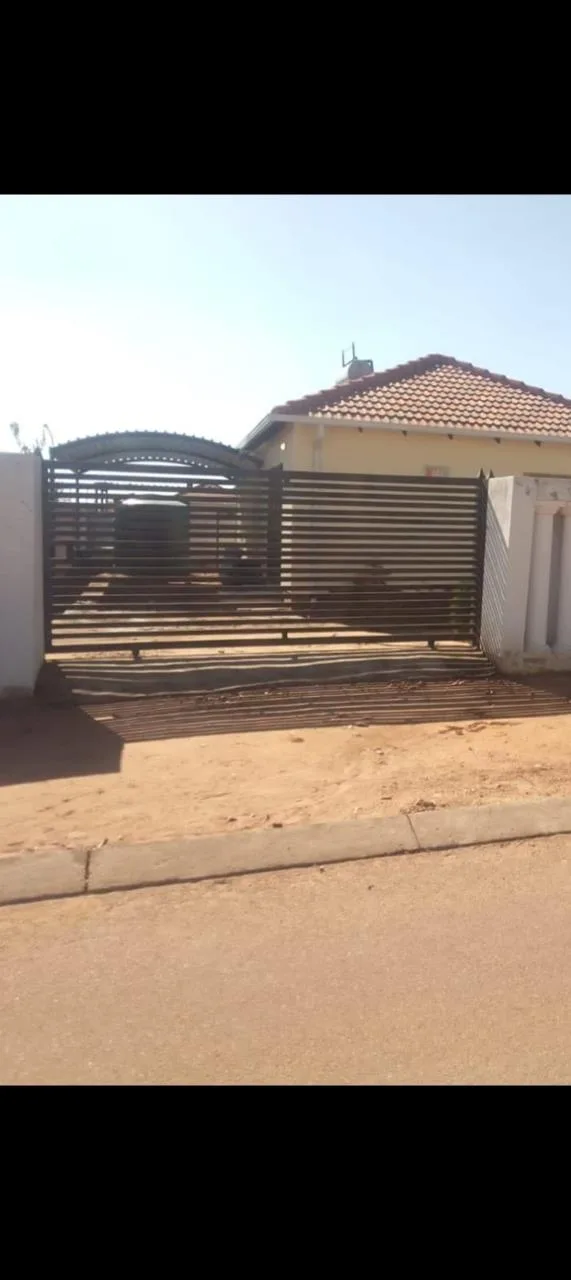 3 Bedroom House for sale in Southern Gateway