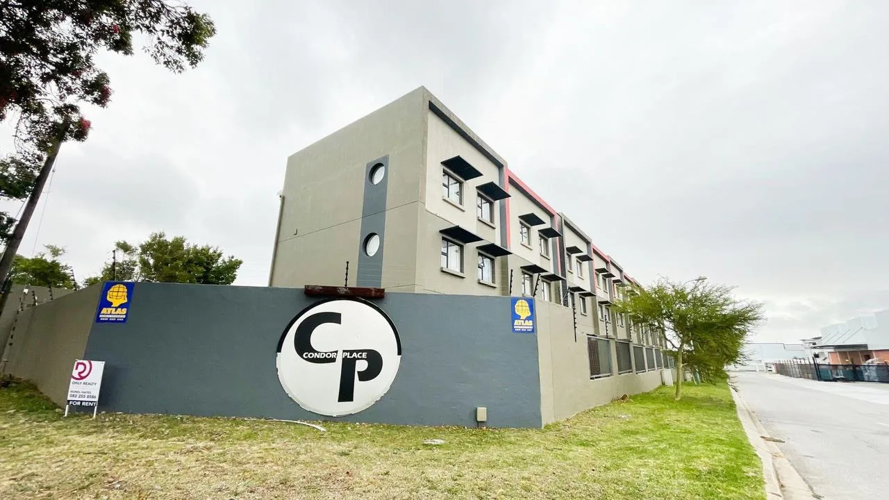 2 Bedroom Apartment / flat to rent in Charlo