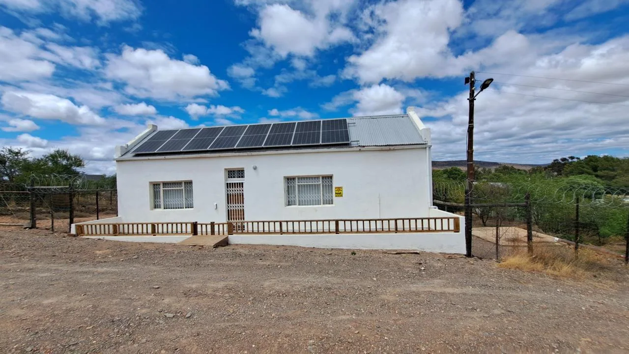 2 Bedroom House for sale in Willowmore