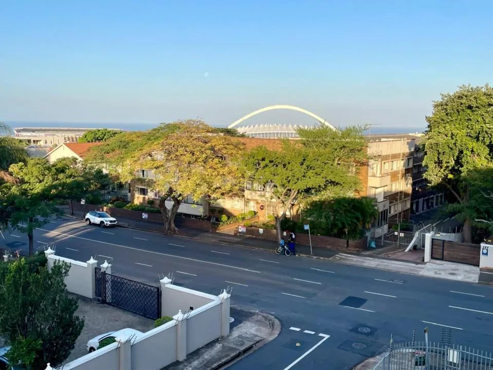 2 Bedroom Apartment / flat to rent in Morningside